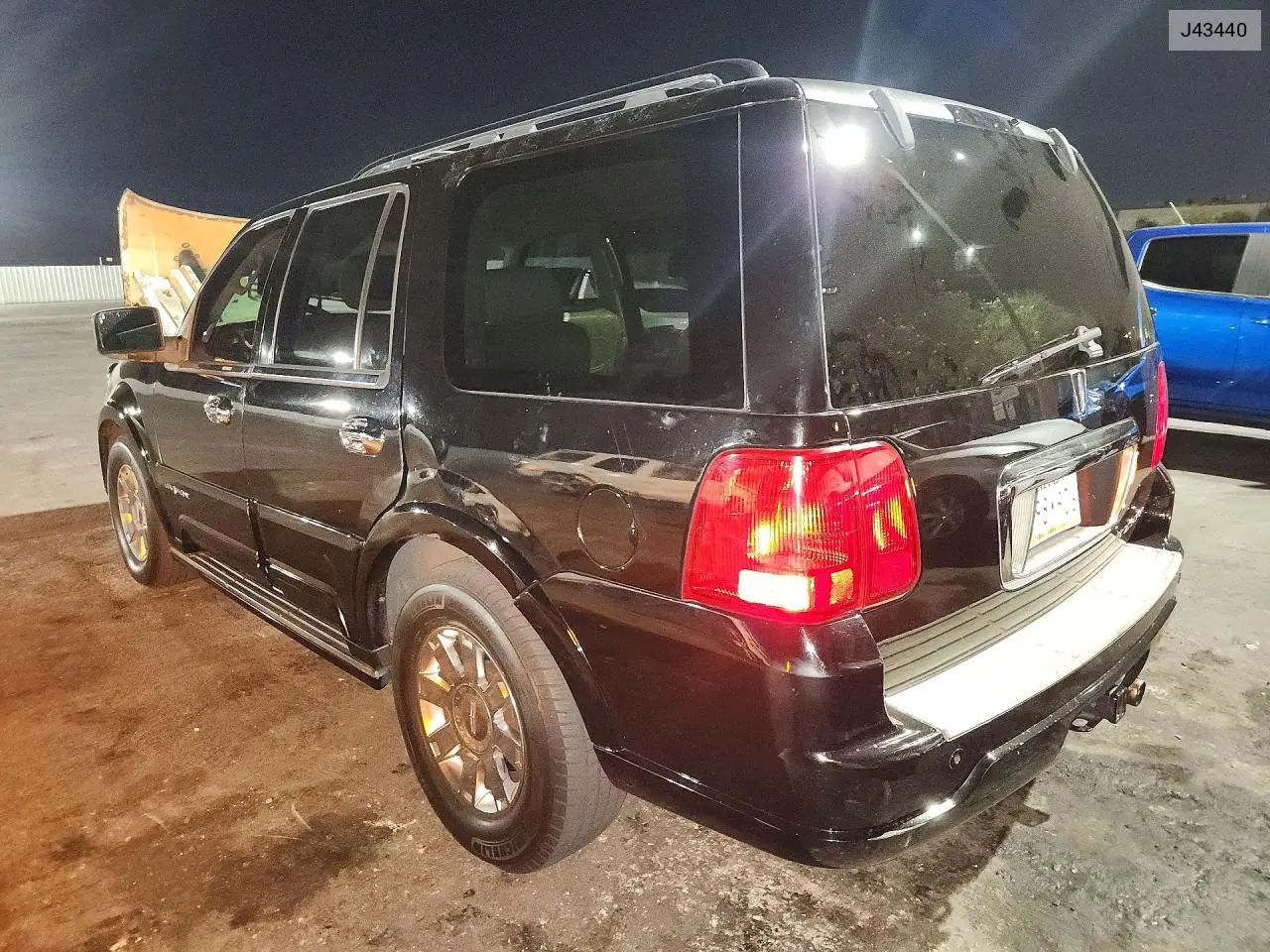 2003 Lincoln Navigator VIN: J43440 Lot: 59926156
