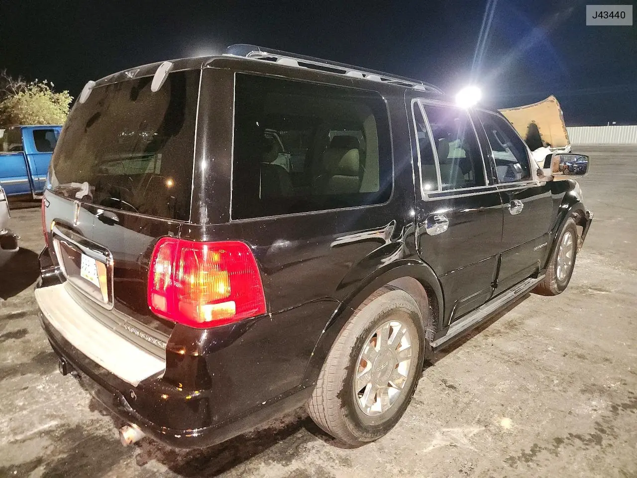 2003 Lincoln Navigator VIN: J43440 Lot: 59926156