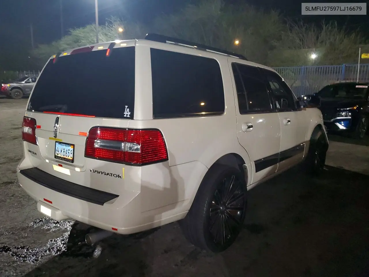 2007 Lincoln Navigator VIN: 5LMFU27597LJ16679 Lot: 58499016