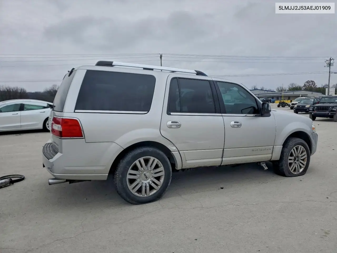 5LMJJ2J53AEJ01909 2010 Lincoln Navigator