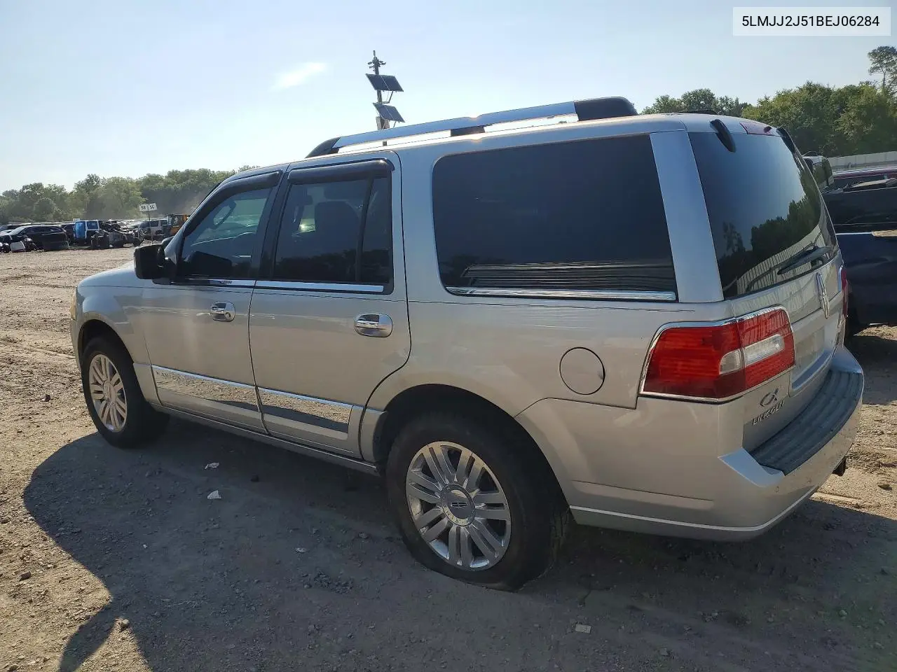2011 Lincoln Navigator VIN: 5LMJJ2J51BEJ06284 Lot: 61505046