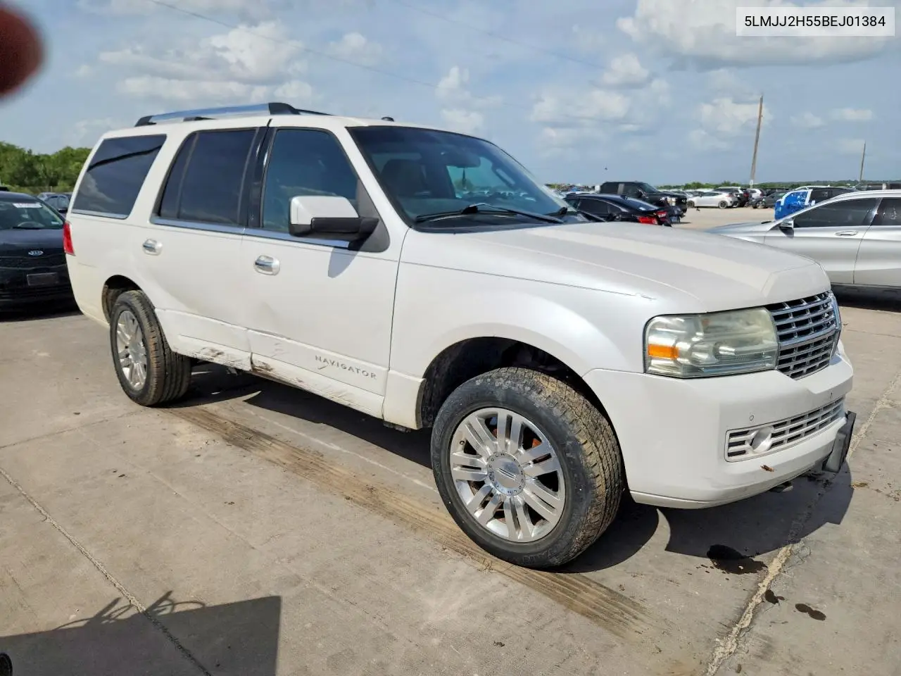 2011 Lincoln Navigator VIN: 5LMJJ2H55BEJ01384 Lot: 61764736