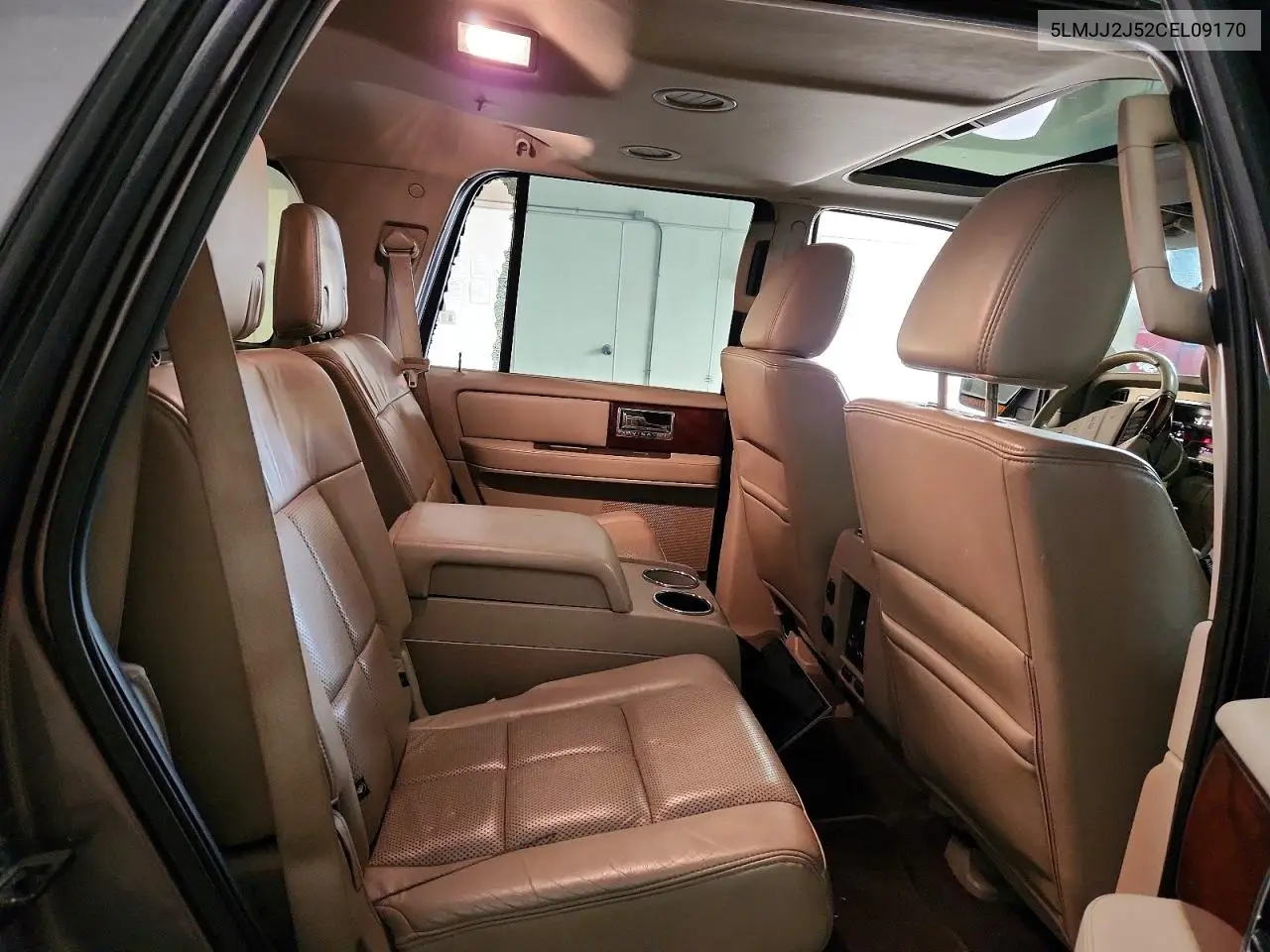 2012 Lincoln Navigator VIN: 5LMJJ2J52CEL09170 Lot: 61355146