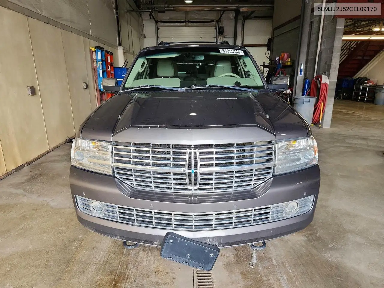 2012 Lincoln Navigator VIN: 5LMJJ2J52CEL09170 Lot: 61355146