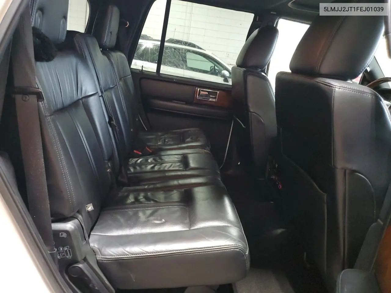 5LMJJ2JT1FEJ01039 2015 Lincoln Navigator