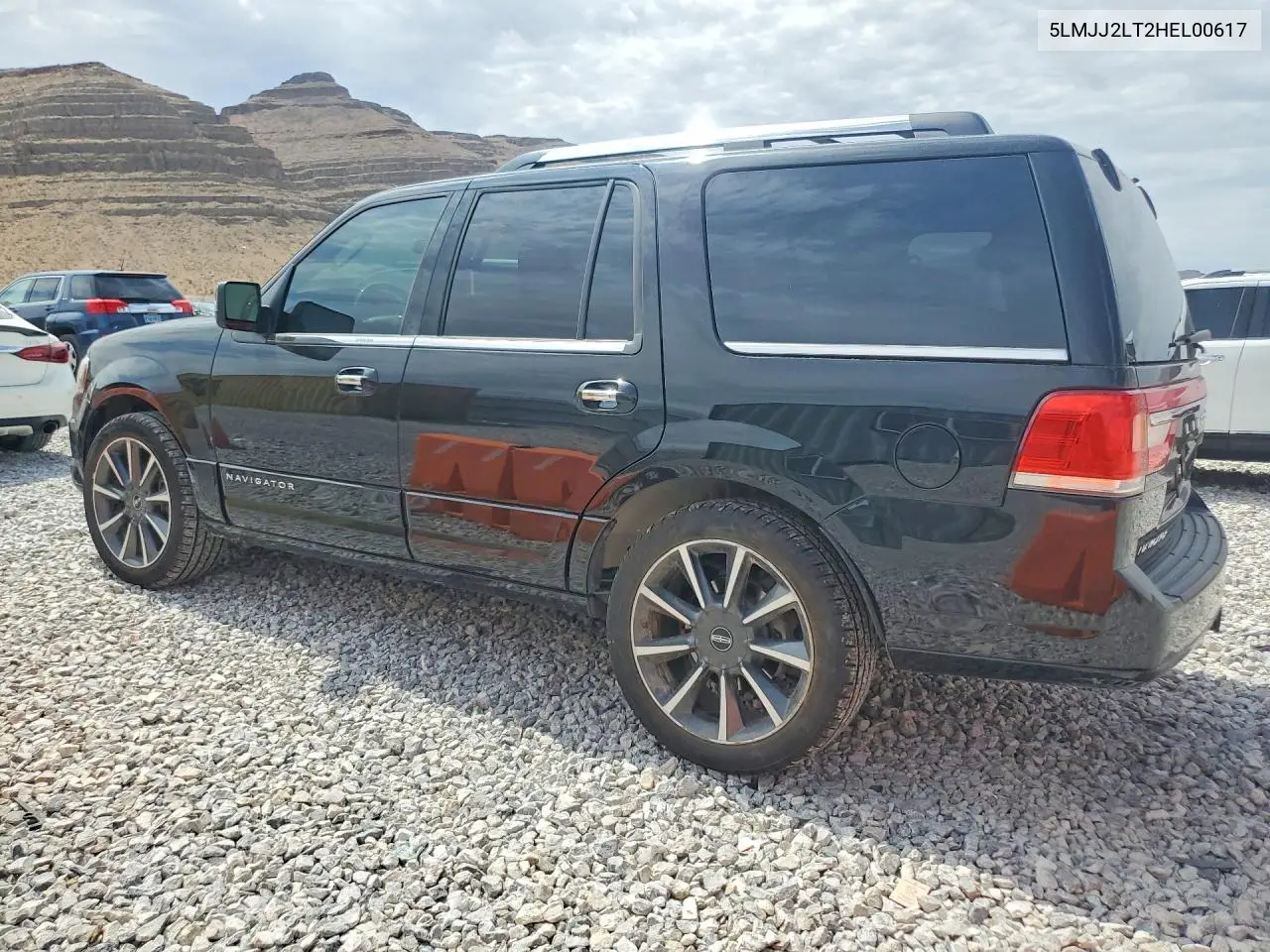 5LMJJ2LT2HEL00617 2017 Lincoln Navigator Reserve