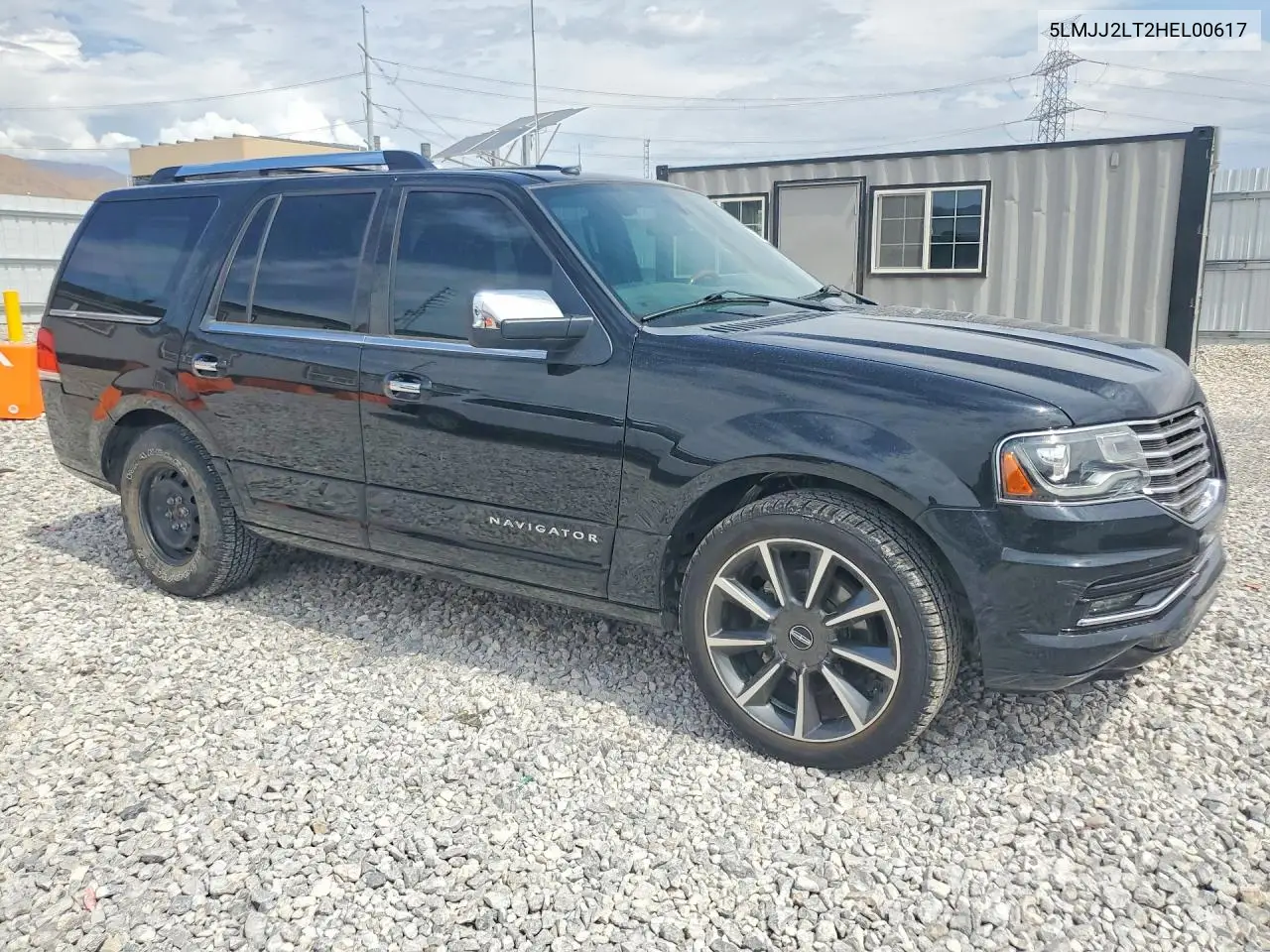 5LMJJ2LT2HEL00617 2017 Lincoln Navigator Reserve