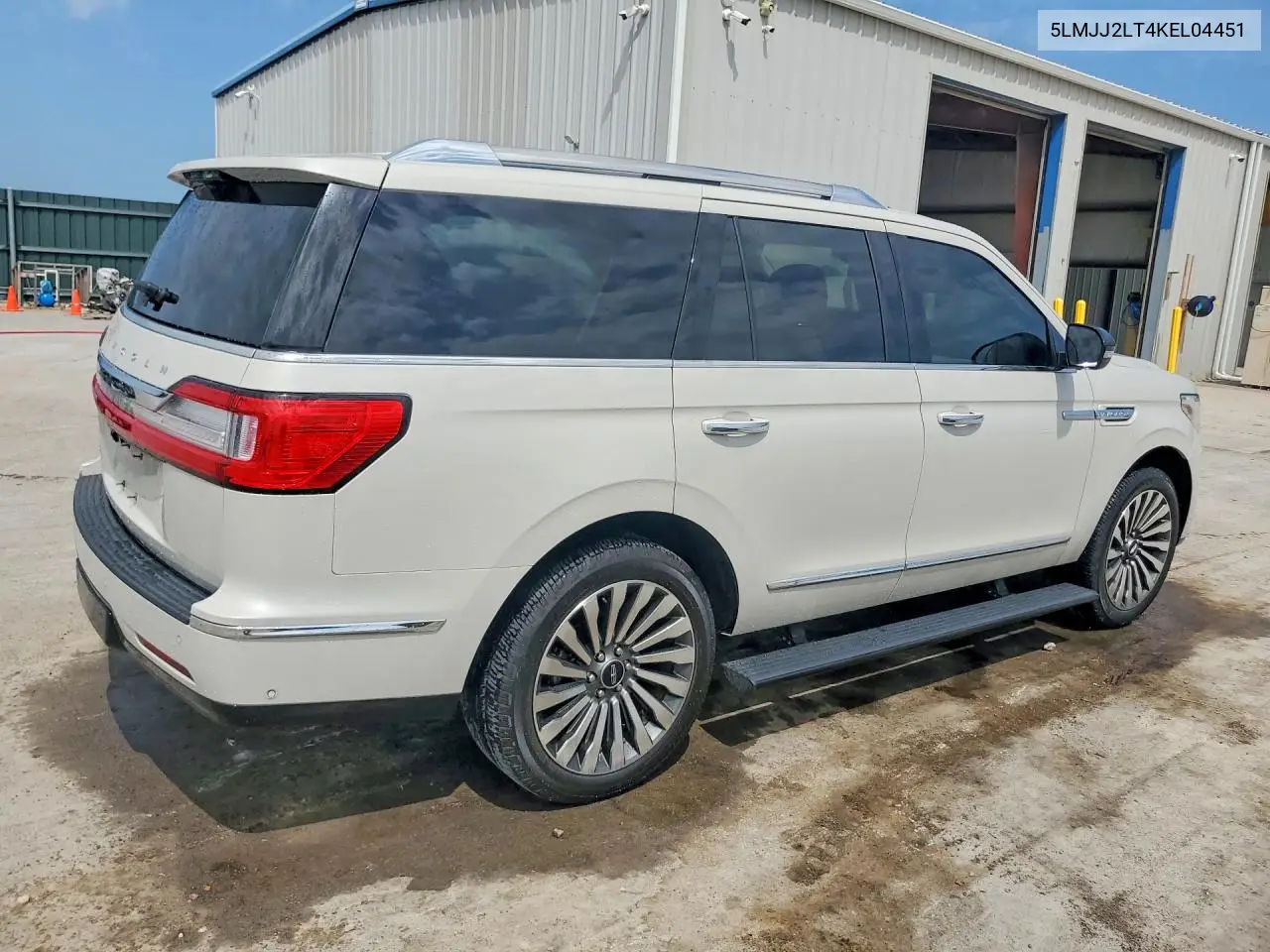 2019 Lincoln Navigator Reserve VIN: 5LMJJ2LT4KEL04451 Lot: 61717406