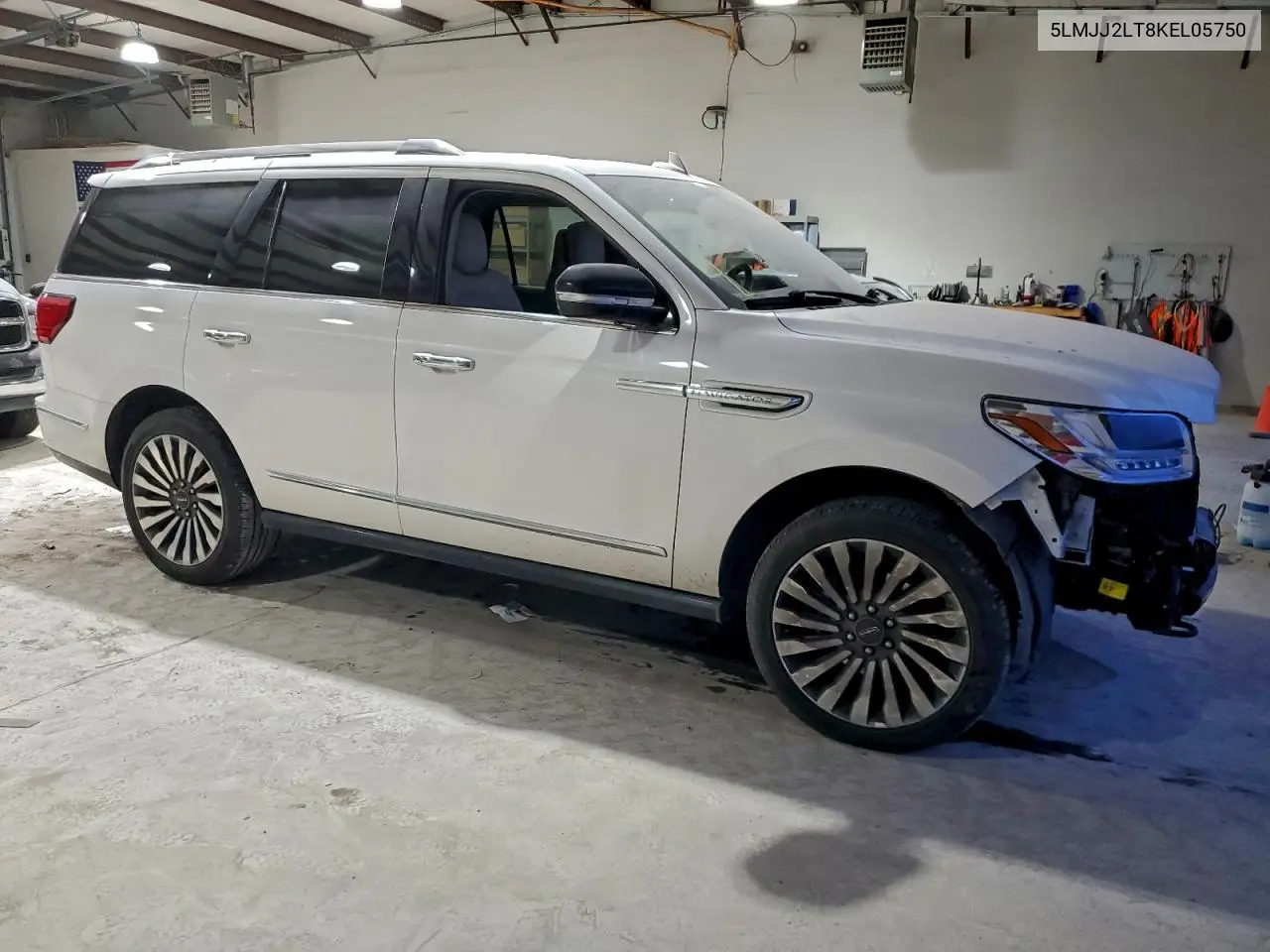 5LMJJ2LT8KEL05750 2019 Lincoln Navigator Reserve
