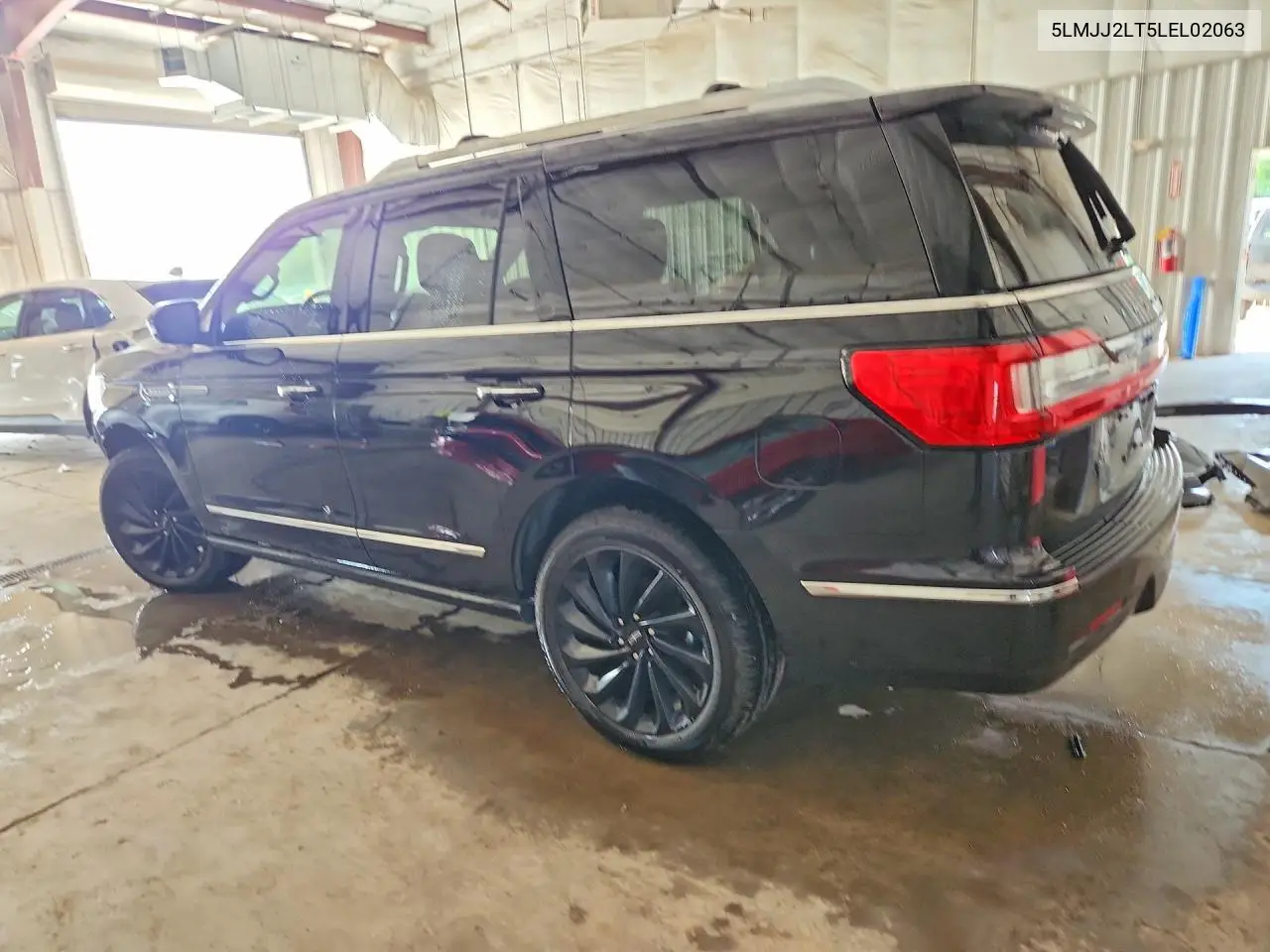 5LMJJ2LT5LEL02063 2020 Lincoln Navigator Reserve