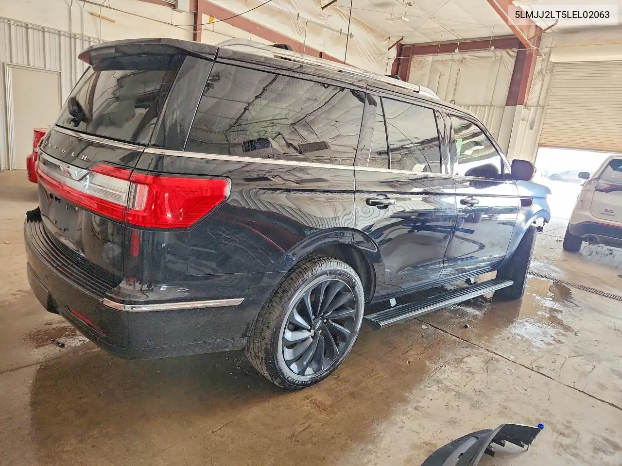 5LMJJ2LT5LEL02063 2020 Lincoln Navigator Reserve