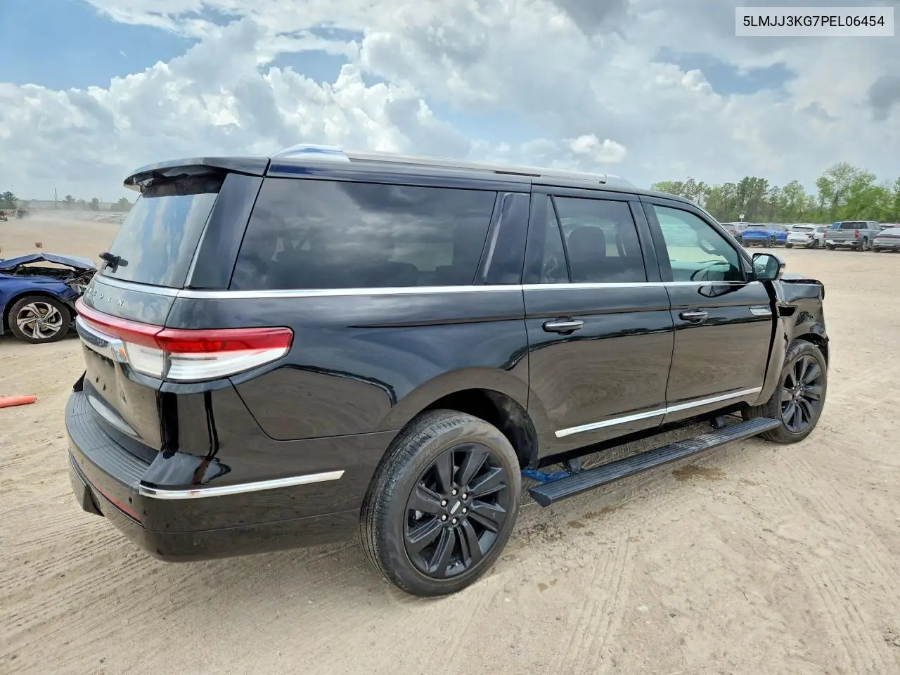 5LMJJ3KG7PEL06454 2023 Lincoln Navigator L Reserve