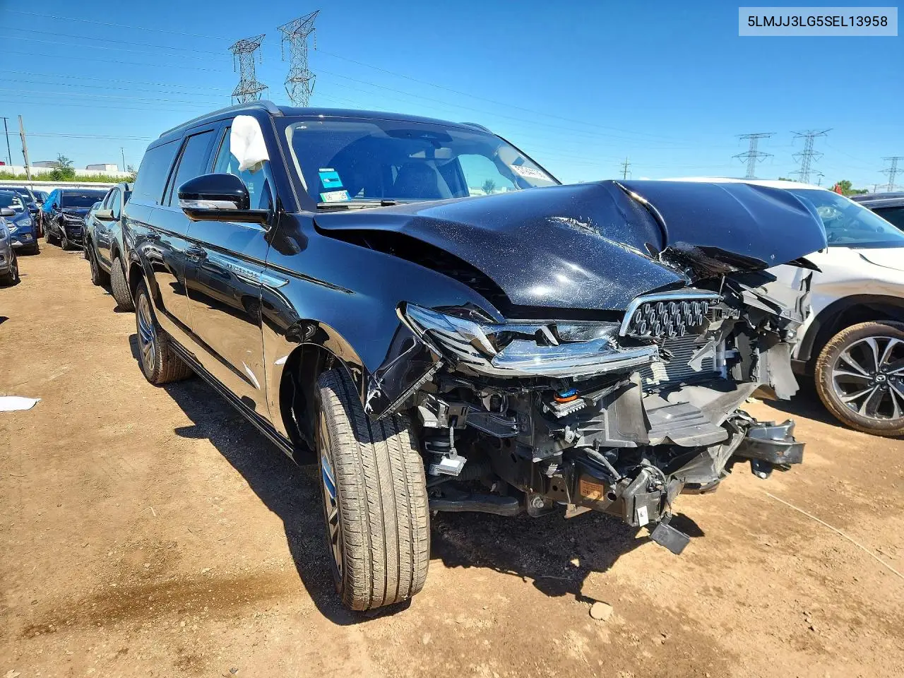 2025 Lincoln Navigator L Reserve VIN: 5LMJJ3LG5SEL13958 Lot: 57944136