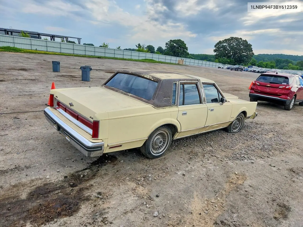 1981 Lincoln Town Car VIN: 1LNBP94F3BY612359 Lot: 60298446