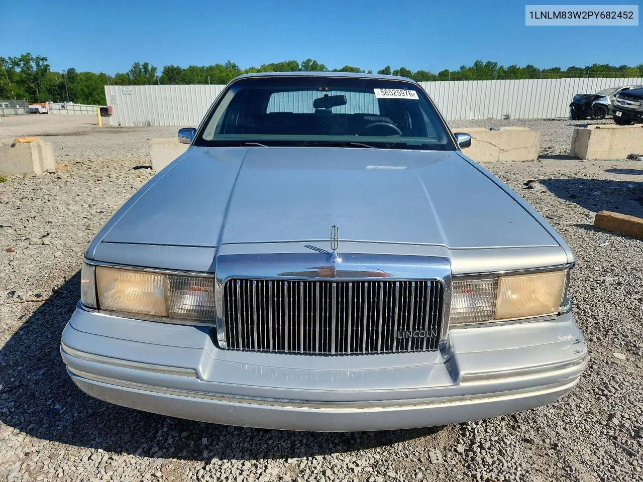 1993 Lincoln Town Car Cartier VIN: 1LNLM83W2PY682452 Lot: 58525976