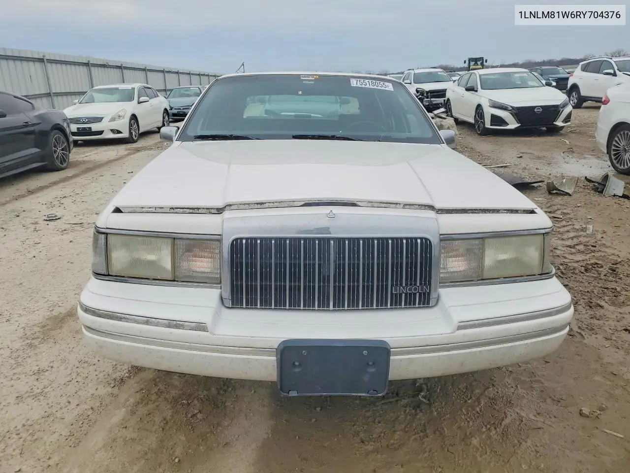 1994 Lincoln Town Car Executive VIN: 1LNLM81W6RY704376 Lot: 75518055