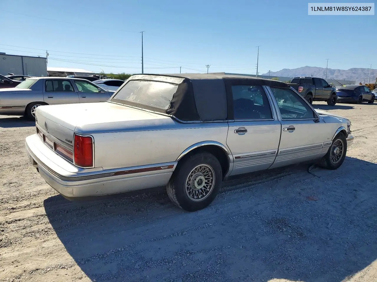 1995 Lincoln Town Car Executive VIN: 1LNLM81W8SY624387 Lot: 60701376