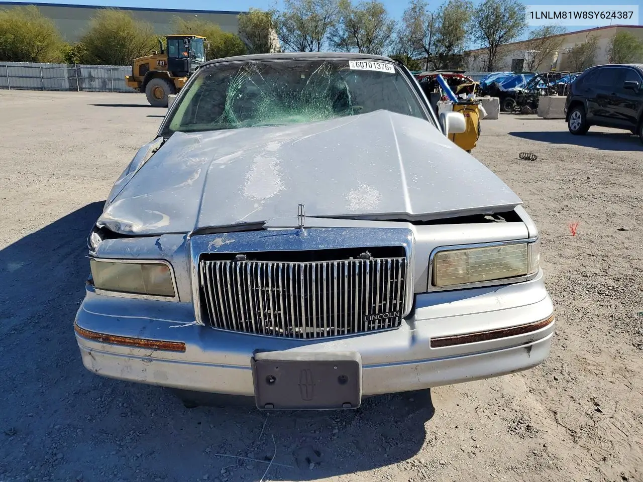 1995 Lincoln Town Car Executive VIN: 1LNLM81W8SY624387 Lot: 60701376