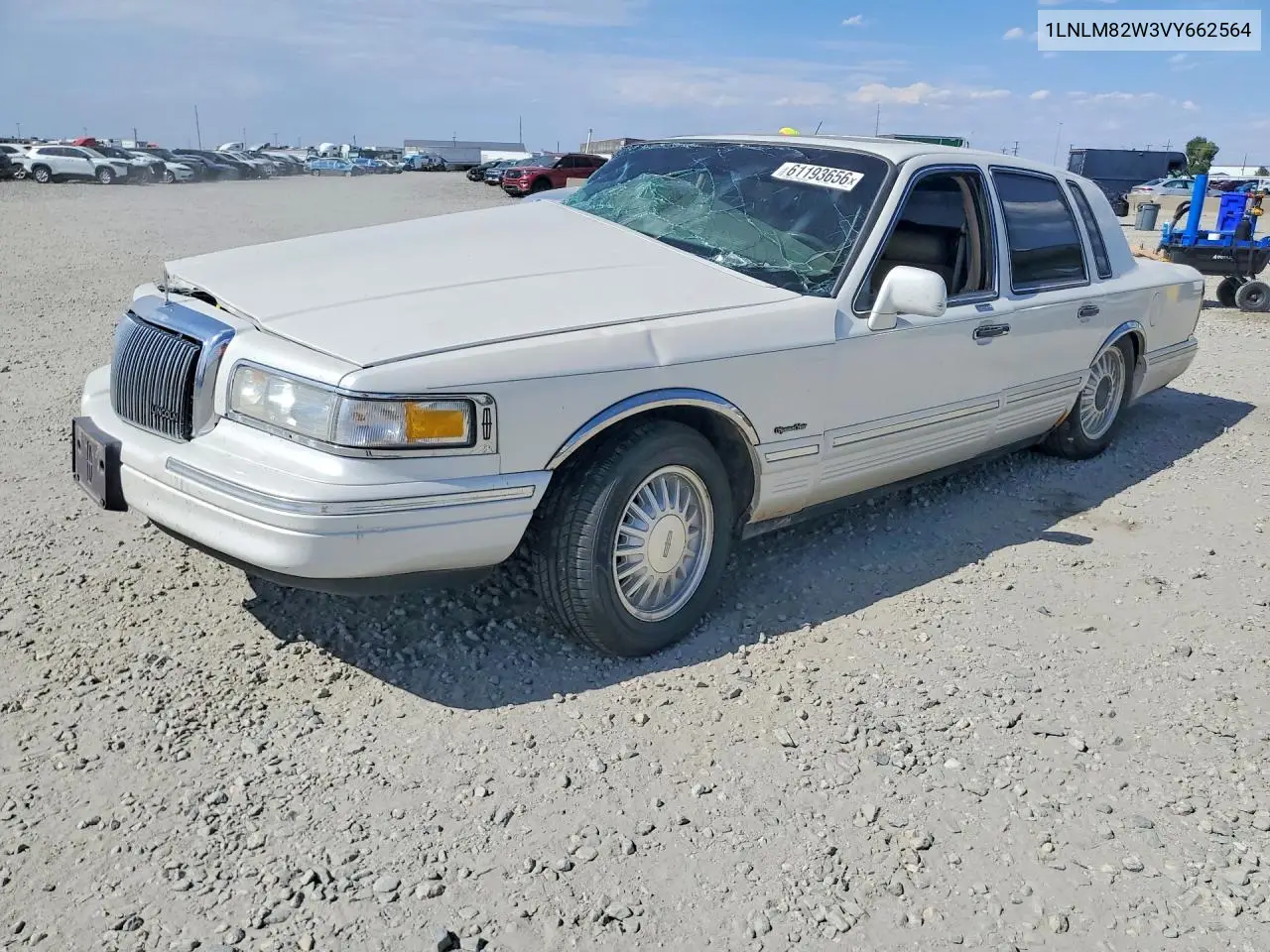 1997 Lincoln Town Car Signature/Touring VIN: 1LNLM82W3VY662564 Lot: 61193656