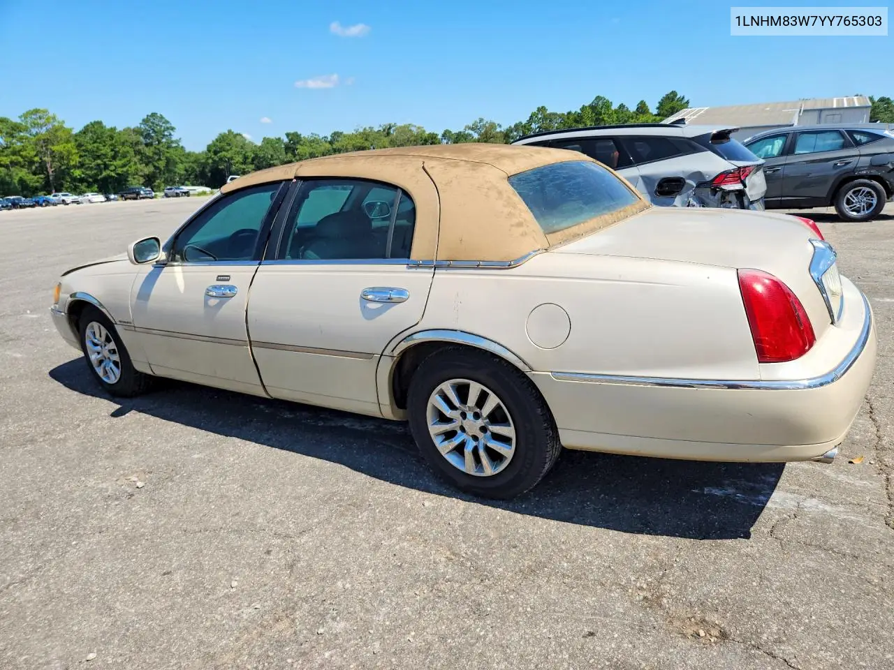 2000 Lincoln Town Car Cartier VIN: 1LNHM83W7YY765303 Lot: 60305716