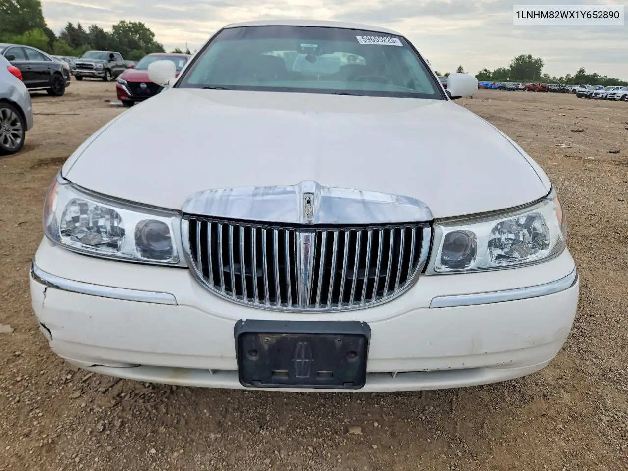2001 Lincoln Town Car Signature VIN: 1LNHM82WX1Y652890 Lot: 59655226
