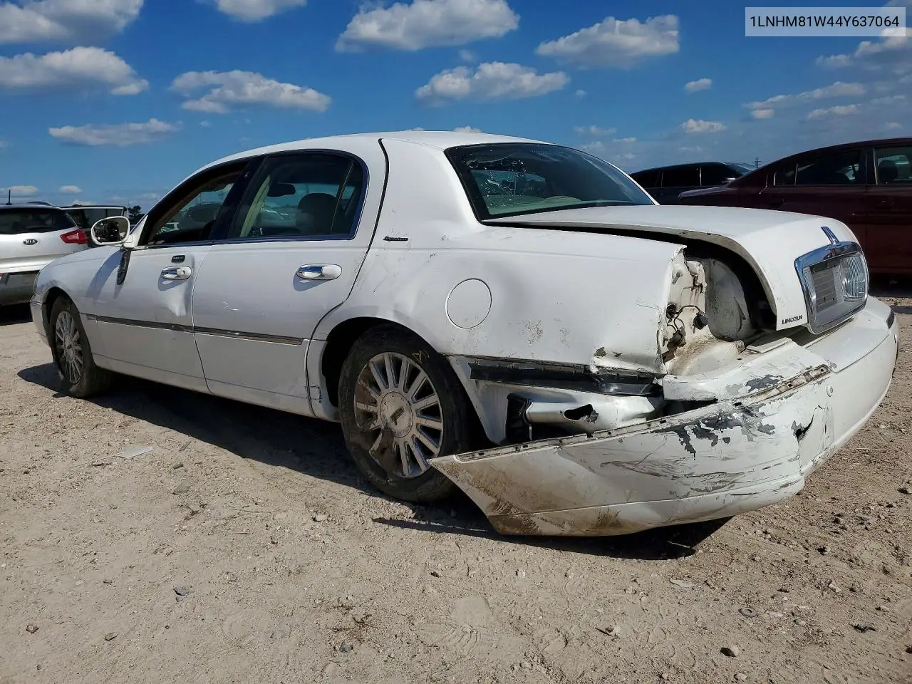 2004 Lincoln Town Car VIN: 1LNHM81W44Y637064 Lot: 53235996