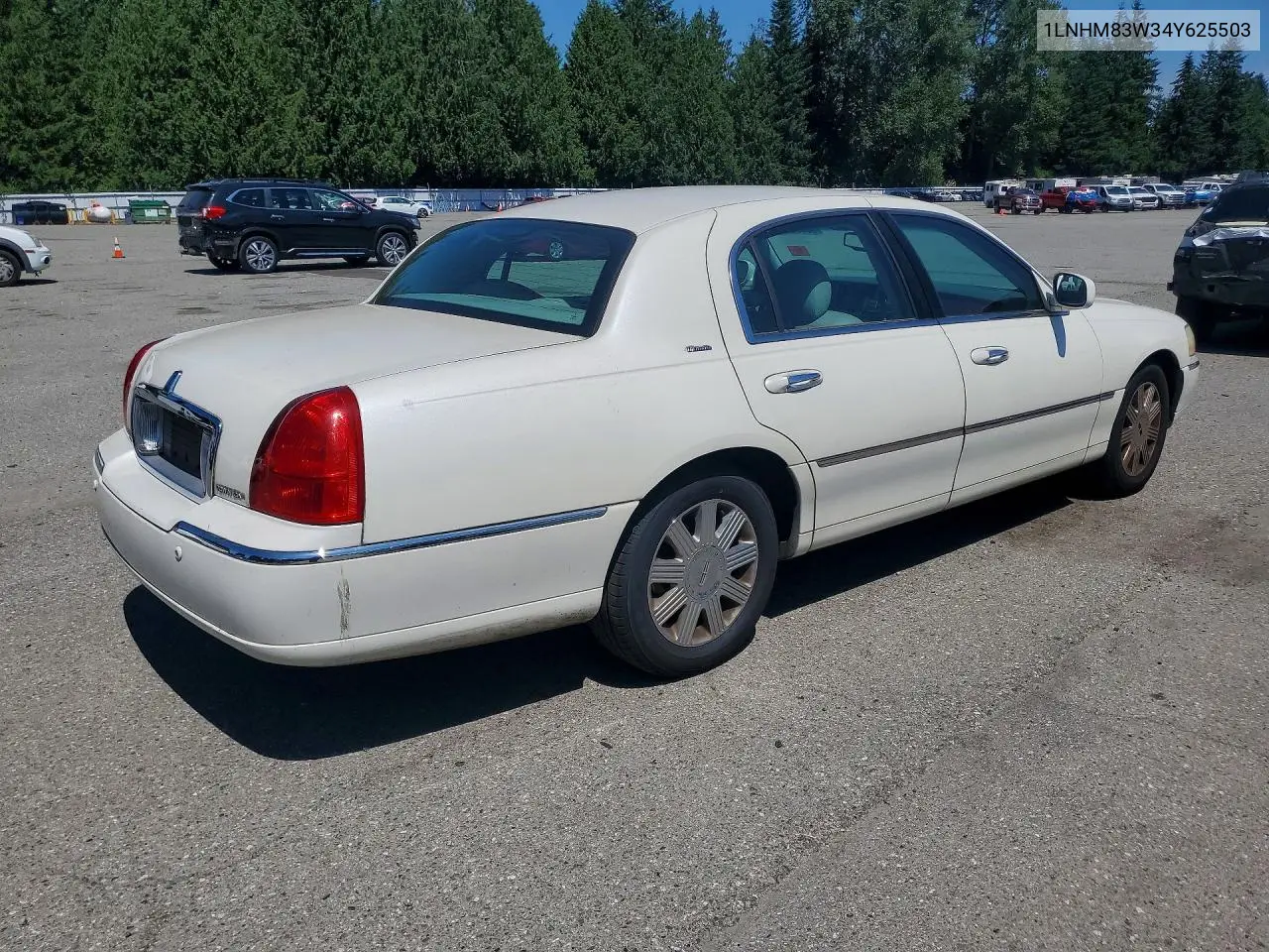 2004 Lincoln Town Car Ultimate VIN: 1LNHM83W34Y625503 Lot: 55893236