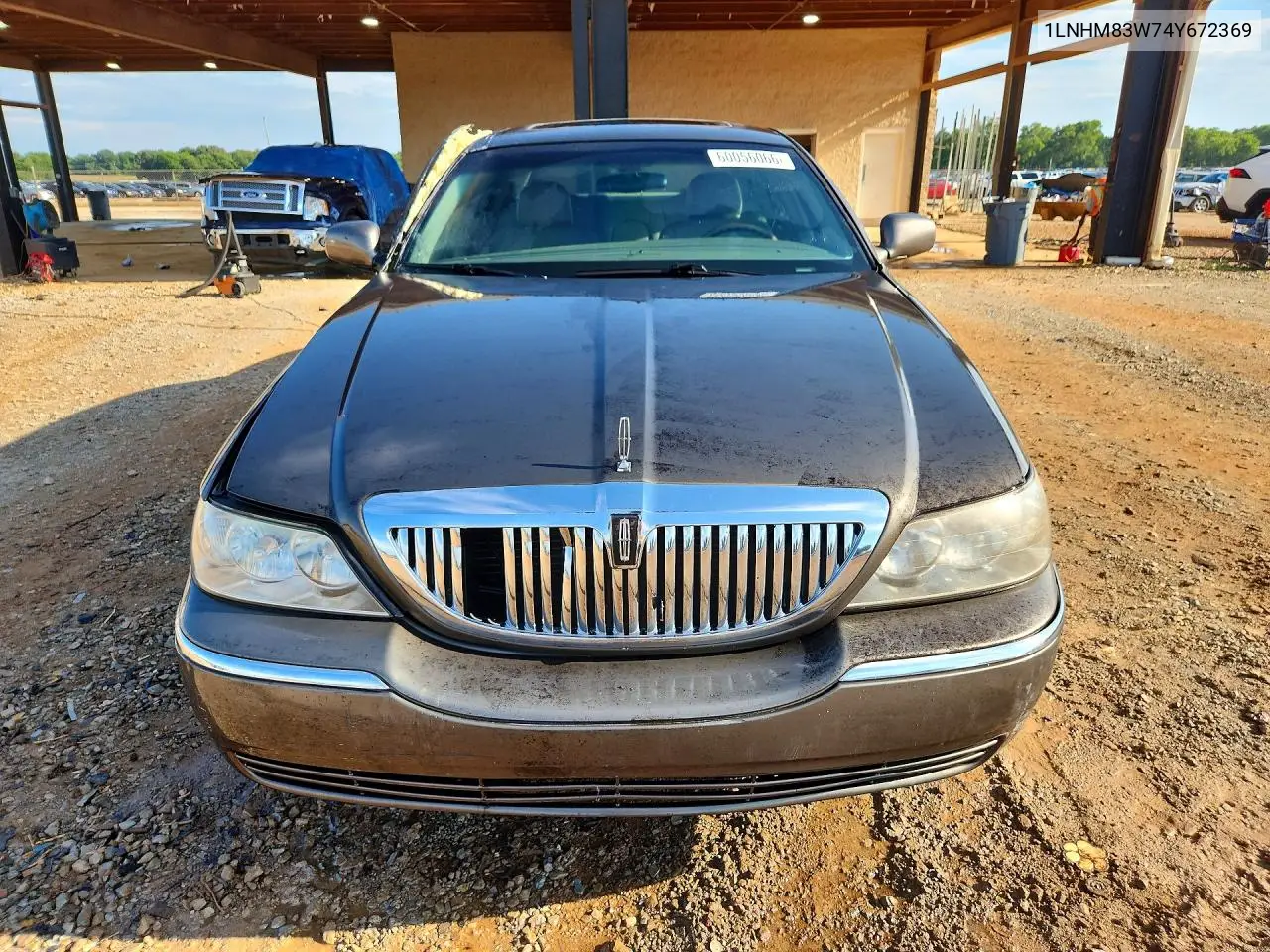 2004 Lincoln Town Car Ultimate VIN: 1LNHM83W74Y672369 Lot: 60056066