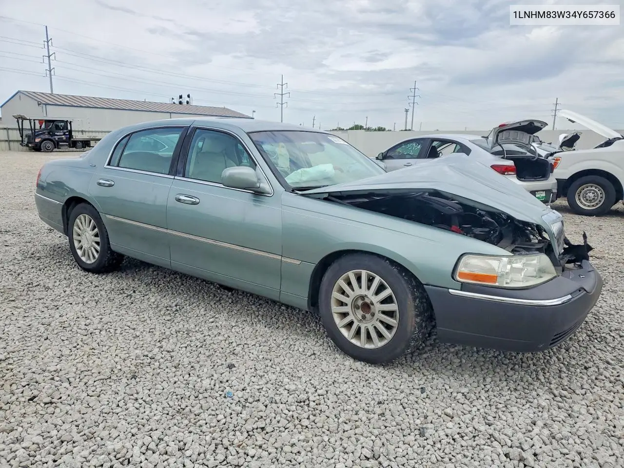 2004 Lincoln Town Car Ultimate VIN: 1LNHM83W34Y657366 Lot: 61644096