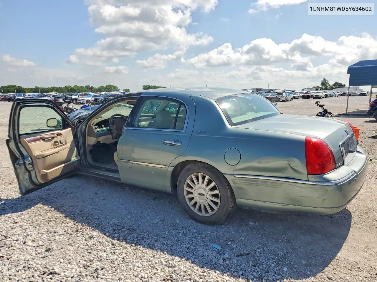 2005 Lincoln Town Car Signature VIN: 1LNHM81W05Y634602 Lot: 56492236