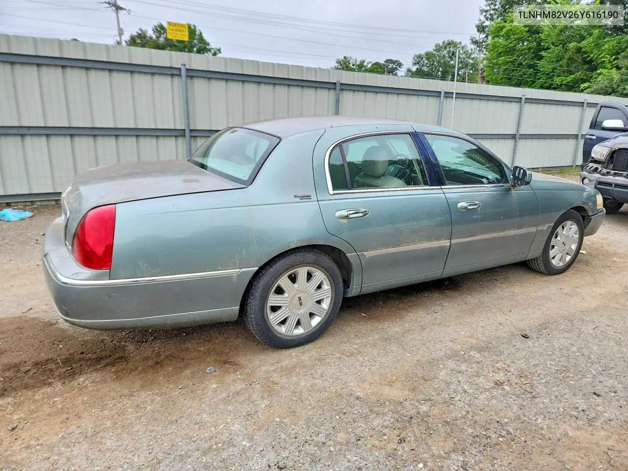2006 Lincoln Town Car Signature Limited VIN: 1LNHM82V26Y616190 Lot: 52342386