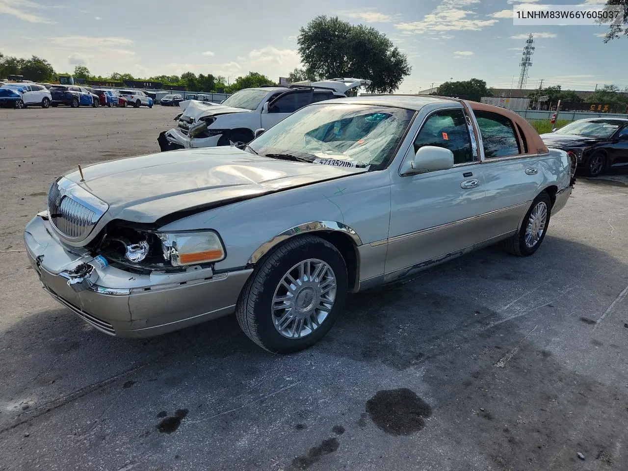 2006 Lincoln Town Car Designer VIN: 1LNHM83W66Y605037 Lot: 57135206