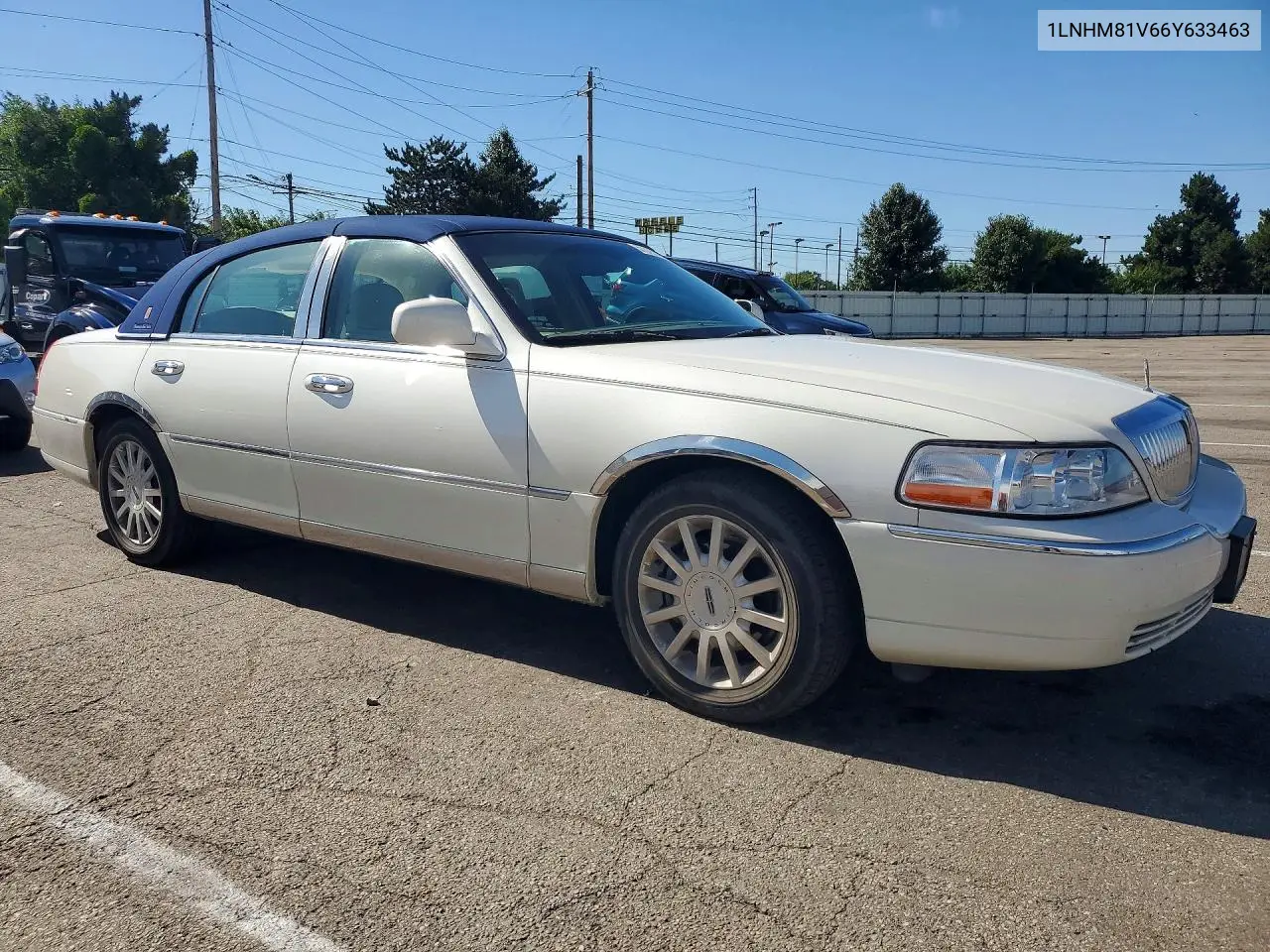 2006 Lincoln Town Car Signature VIN: 1LNHM81V66Y633463 Lot: 57315616