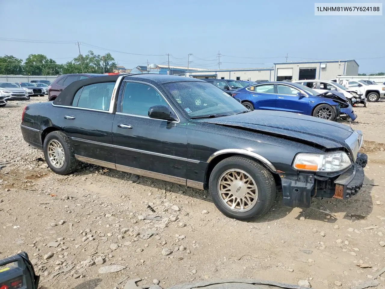 2007 Lincoln Town Car Signature VIN: 1LNHM81W67Y624188 Lot: 61683386
