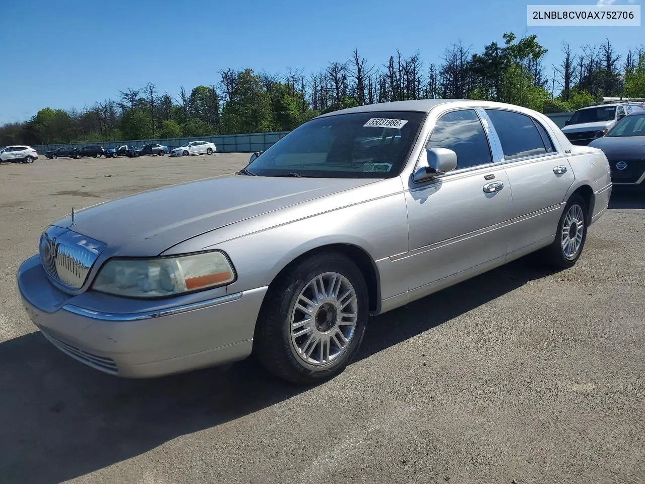 2010 Lincoln Town Car Signature Limited VIN: 2LNBL8CV0AX752706 Lot: 55031986