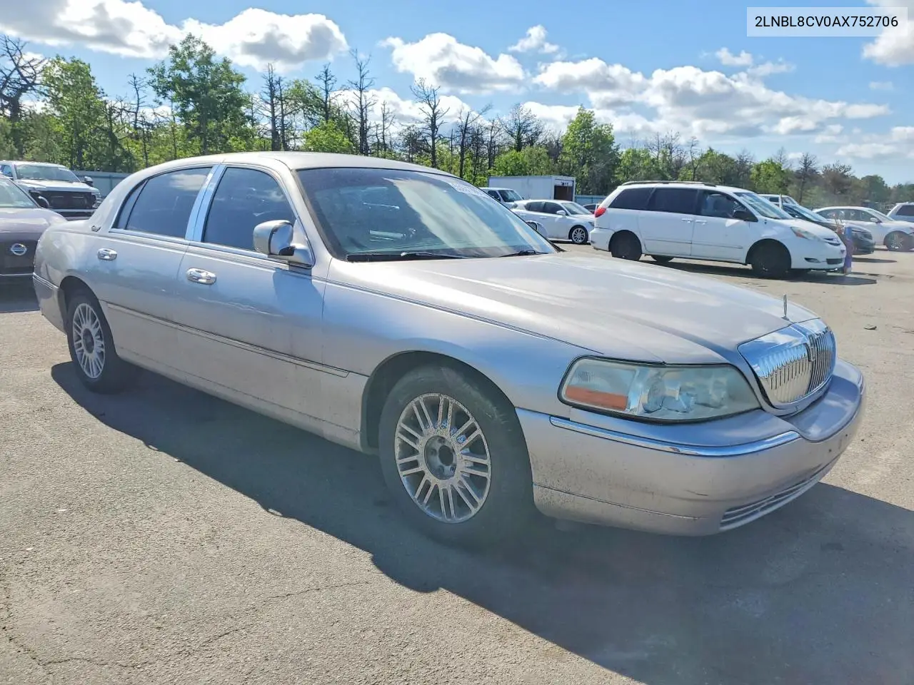 2010 Lincoln Town Car Signature Limited VIN: 2LNBL8CV0AX752706 Lot: 55031986