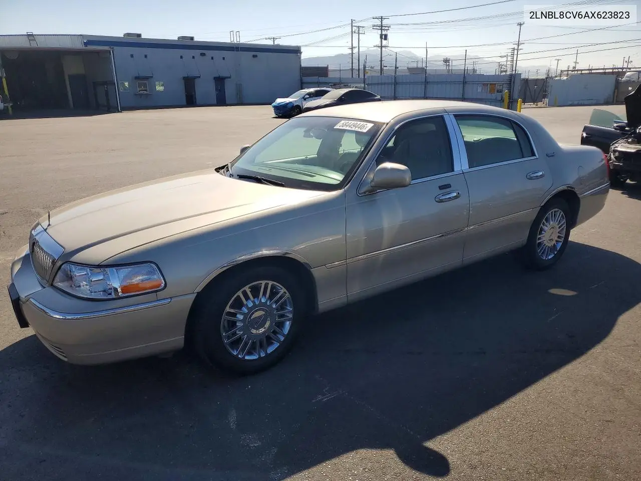 2LNBL8CV6AX623823 2010 Lincoln Town Car Signature Limited