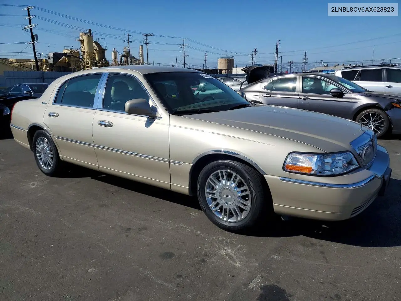 2LNBL8CV6AX623823 2010 Lincoln Town Car Signature Limited