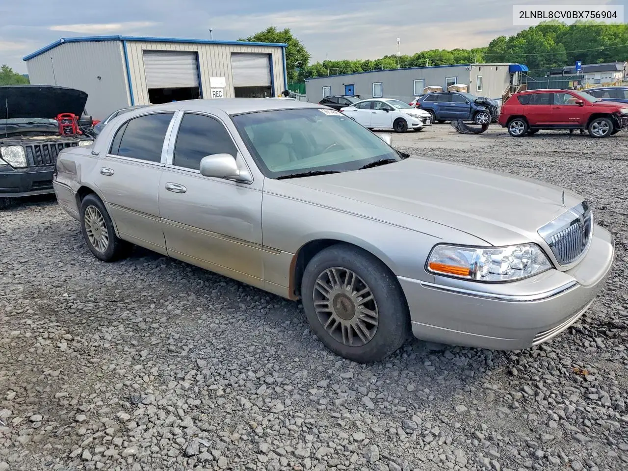 2011 Lincoln Town Car Signature Limited VIN: 2LNBL8CV0BX756904 Lot: 56774896