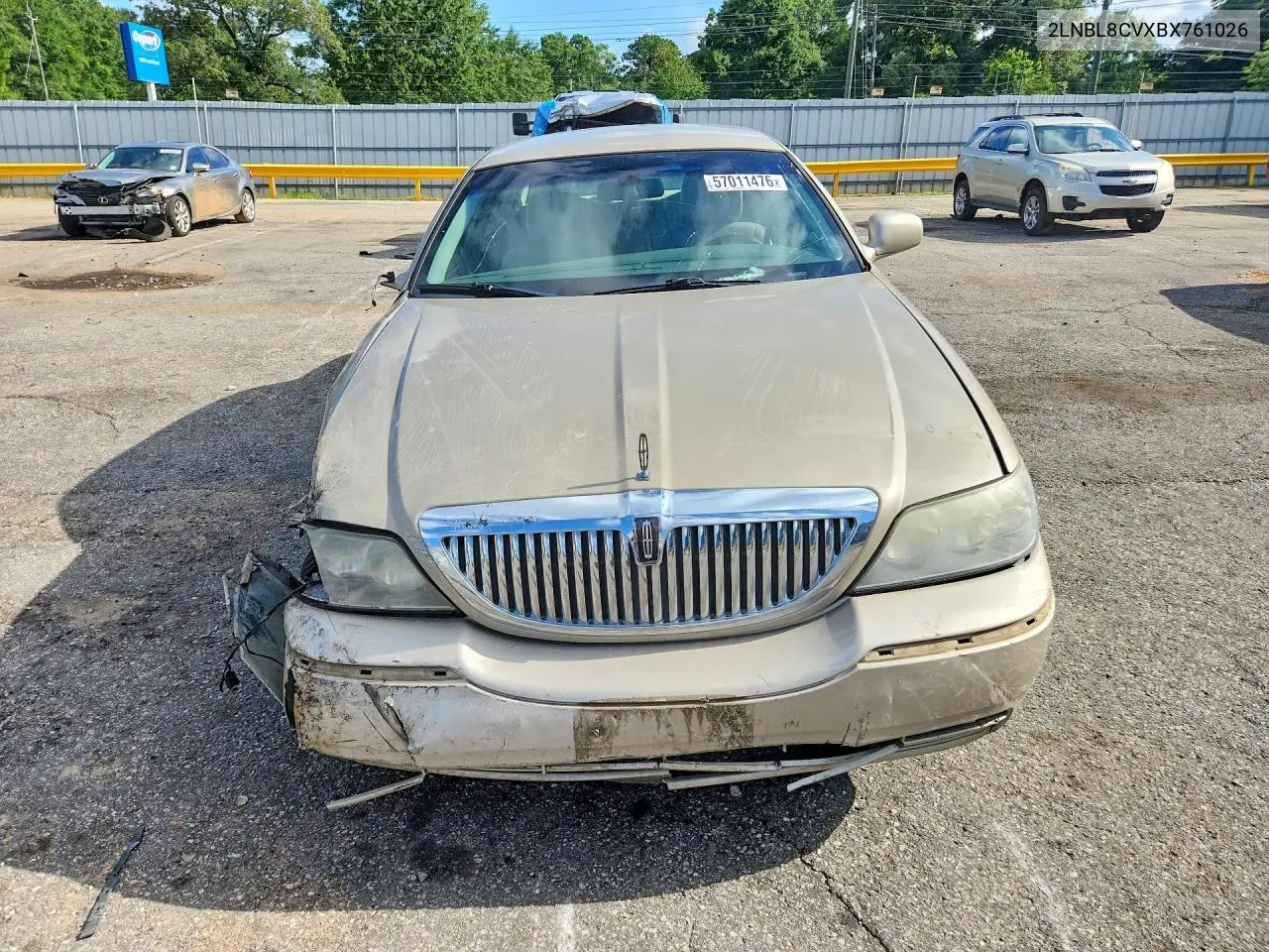 2011 Lincoln Town Car Signature Limited VIN: 2LNBL8CVXBX761026 Lot: 57011476