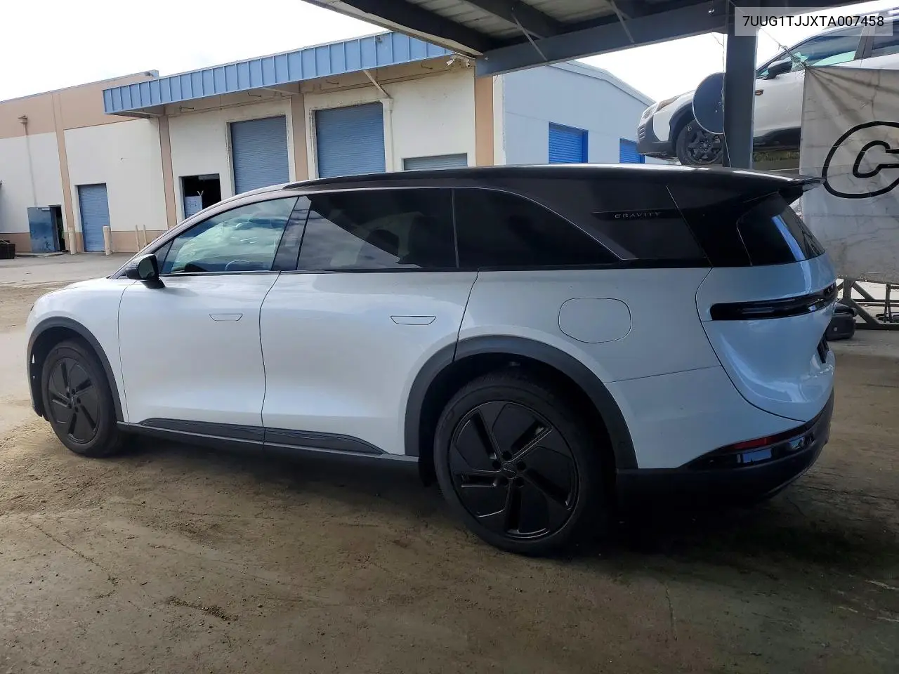 2026 Lucid Motors Gravity Touring VIN: 7UUG1TJJXTA007458 Lot: 51598886