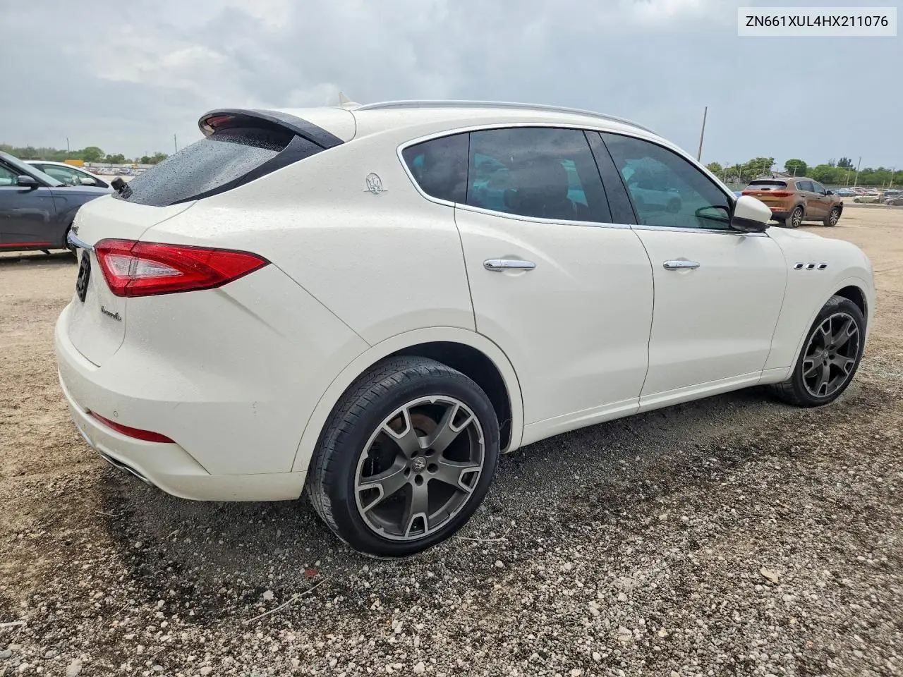 2017 Maserati Levante Luxury VIN: ZN661XUL4HX211076 Lot: 53158216