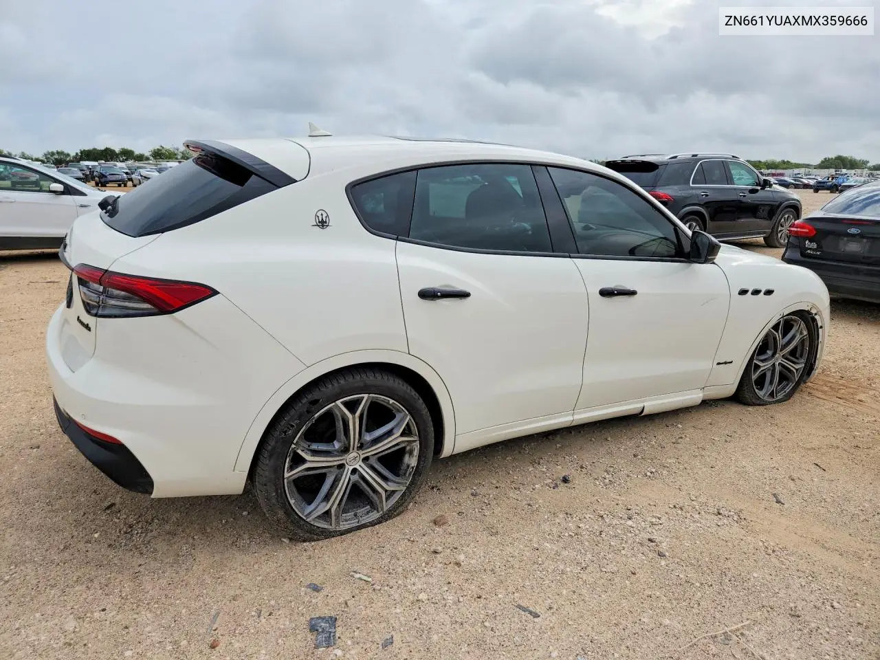 2021 Maserati Levante S VIN: ZN661YUAXMX359666 Lot: 60955656