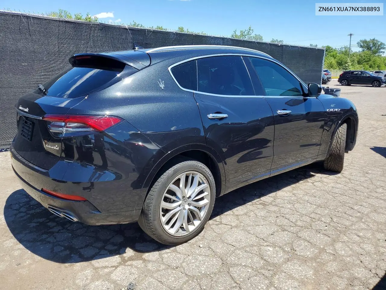2022 Maserati Levante Base VIN: ZN661XUA7NX388893 Lot: 56825366