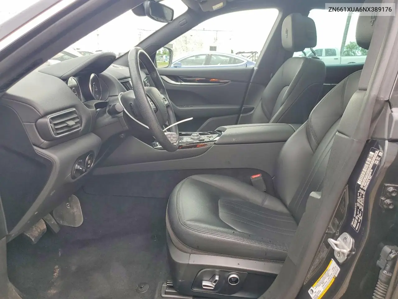 2022 Maserati Levante Base VIN: ZN661XUA6NX389176 Lot: 58319536