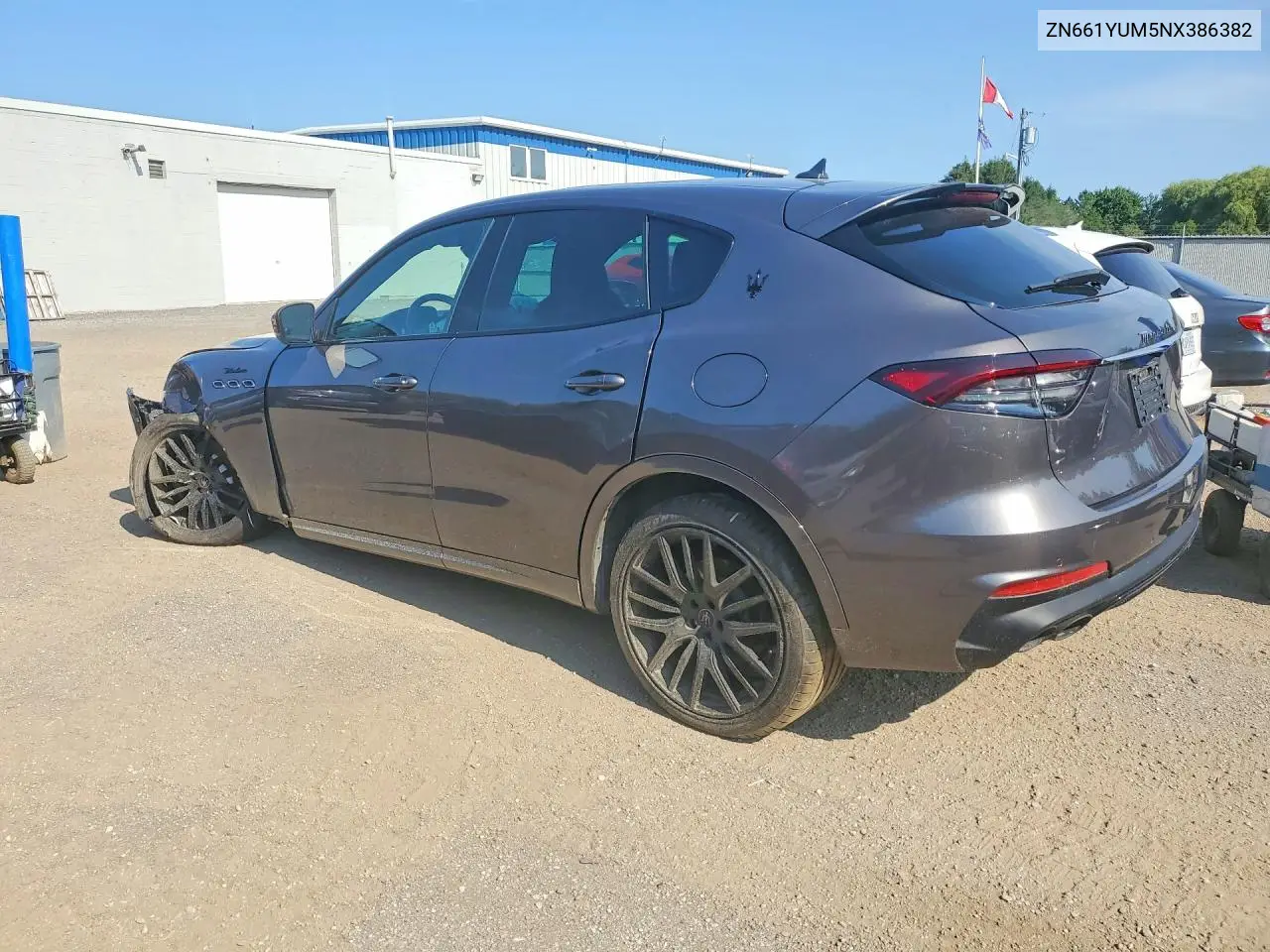 2022 Maserati Levante Modena VIN: ZN661YUM5NX386382 Lot: 60684986