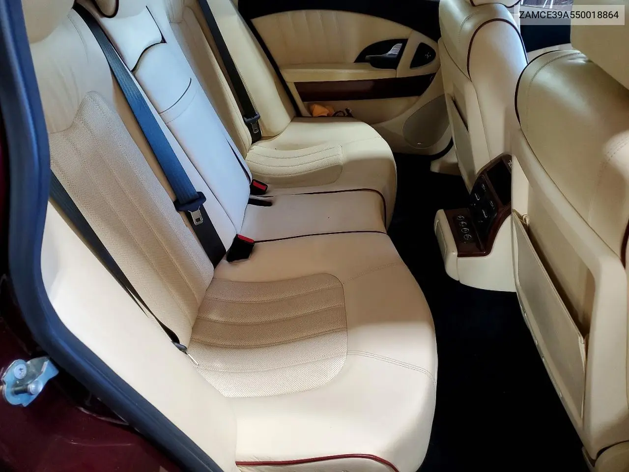 2005 Maserati Quattroporte M139 VIN: ZAMCE39A550018864 Lot: 56265416