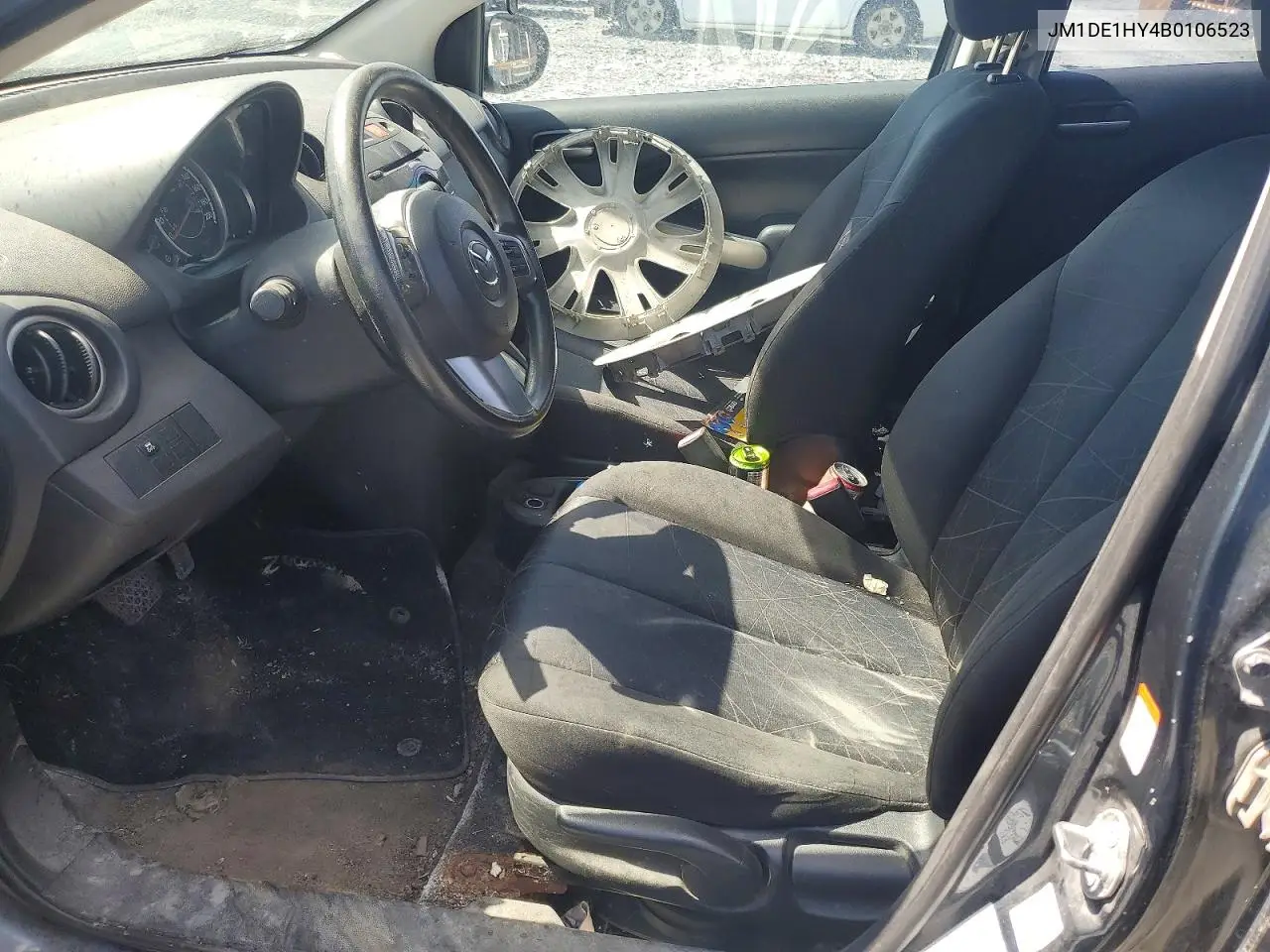 2011 Mazda Mazda2 VIN: JM1DE1HY4B0106523 Lot: 52998566
