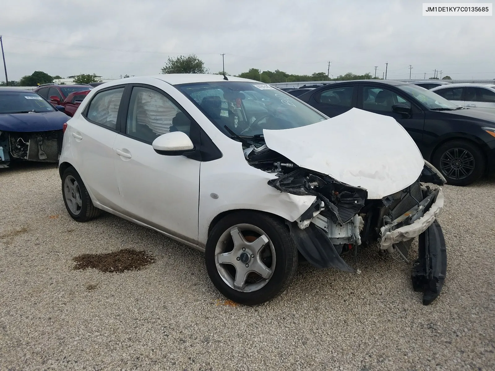 2012 Mazda Mazda2 VIN: JM1DE1KY7C0135685 Lot: 41915450