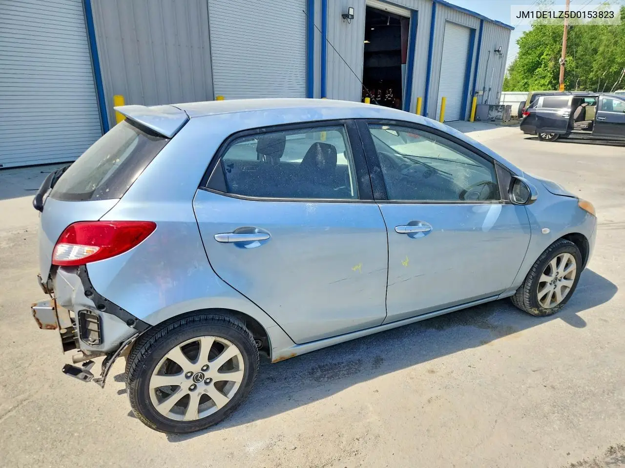 2013 Mazda Mazda2 VIN: JM1DE1LZ5D0153823 Lot: 55999056